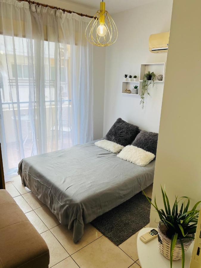 Carisa Holiday Rooms Larnaca Eksteriør billede