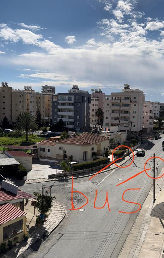 Carisa Holiday Rooms Larnaca Eksteriør billede